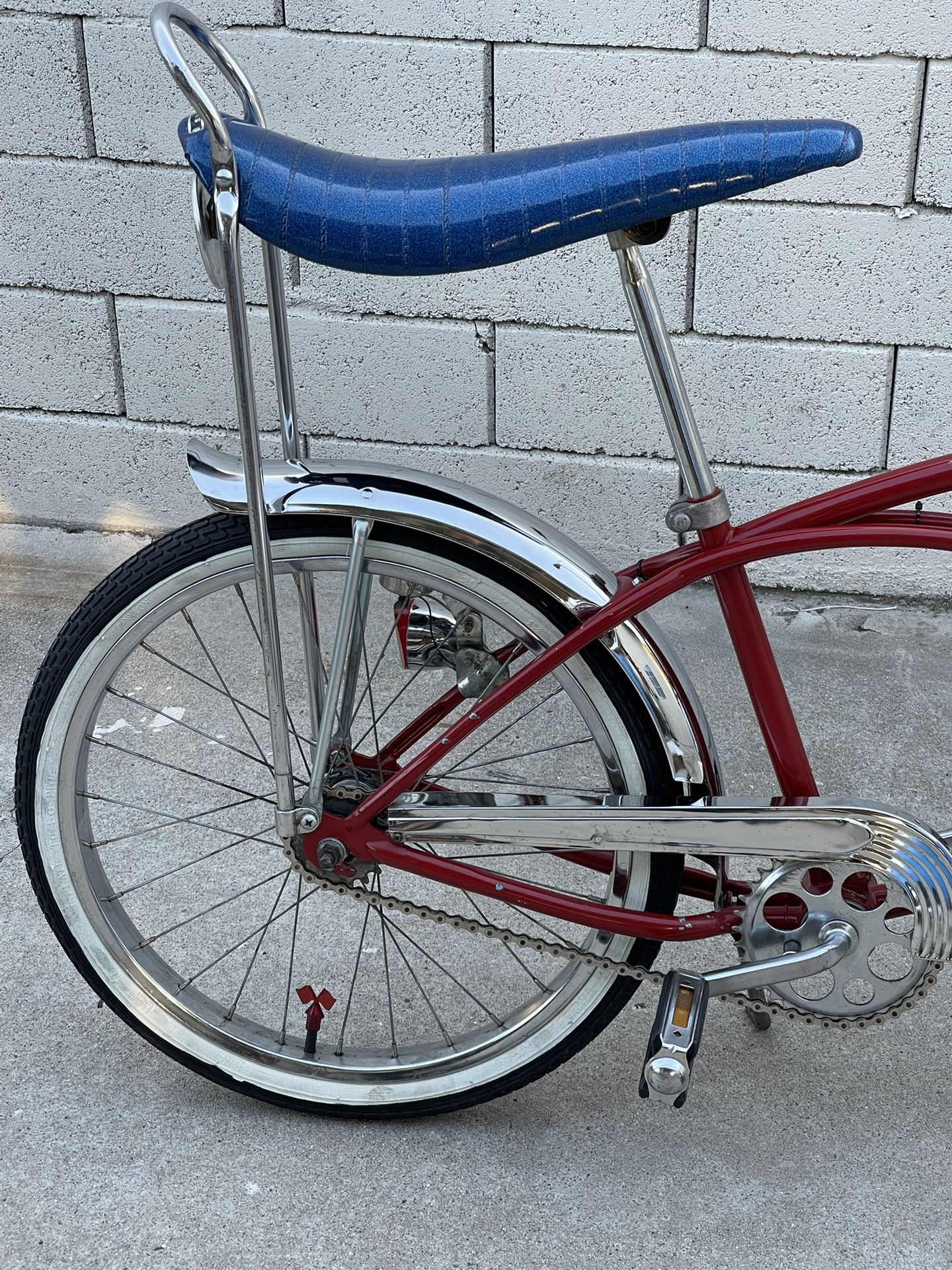 Vintage Schwinn Original Deluxe Stingray Bicycle