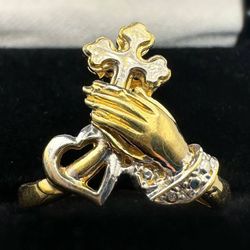14k two tone Praying hands cross heart diamond cut religious ring sz 7.25