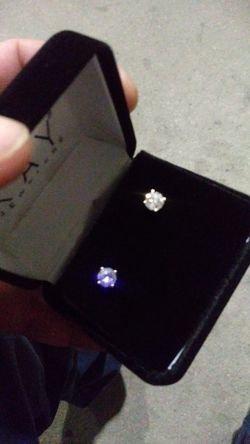 VERY NICE SOLITIER EARRINGS