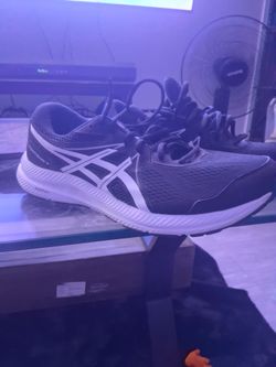 Oasis shoe 👞  size 11