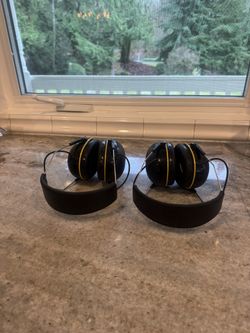 2x 3M WorkTunes Bluetooth Hearing‑Protection Headsets — Great for Yard Work