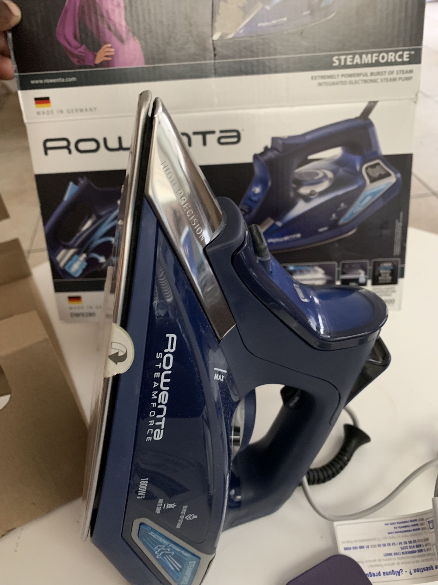 Rowenta steamforce iron