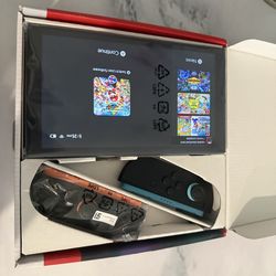 Nintendo switch 2, only used 2 times, in the box, including  bananza game physical.