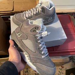 Air Jordan 5 Wolf Grey Sizes 9.5, 10, 4.5