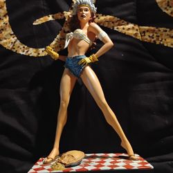 Diamond Select X-Men Rogue Picnic Statue 