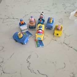 7 PEPPA PIG RUBBER CHARACTERS SEE DESCRIPTION 