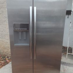 whirlpool side by side works great