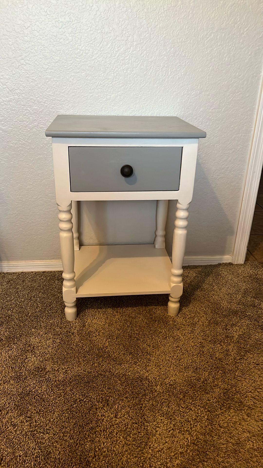 End Table / Night Stand