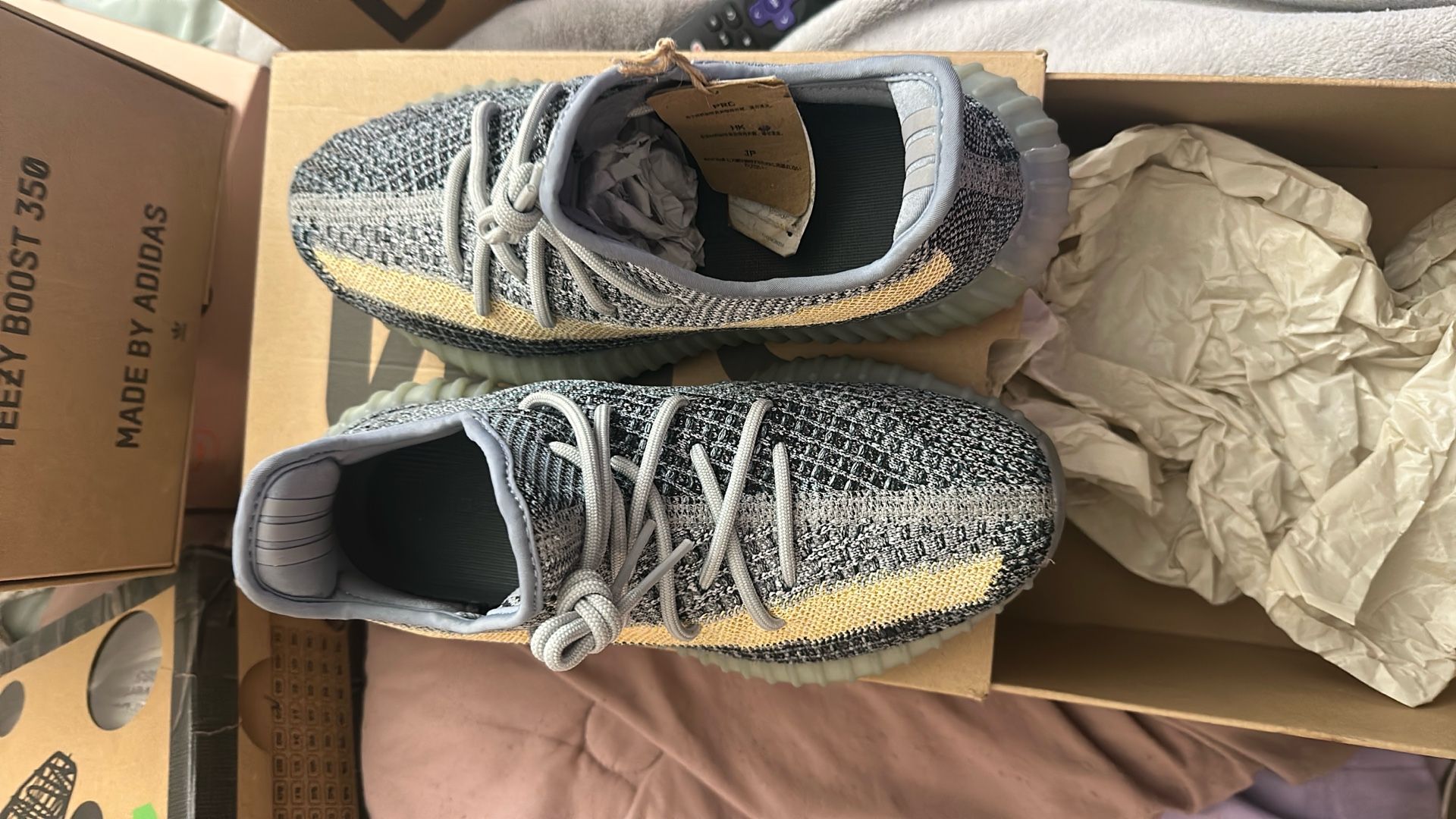 Ash Blue Yeezy 350 Boost Size 7.5 display picture 2