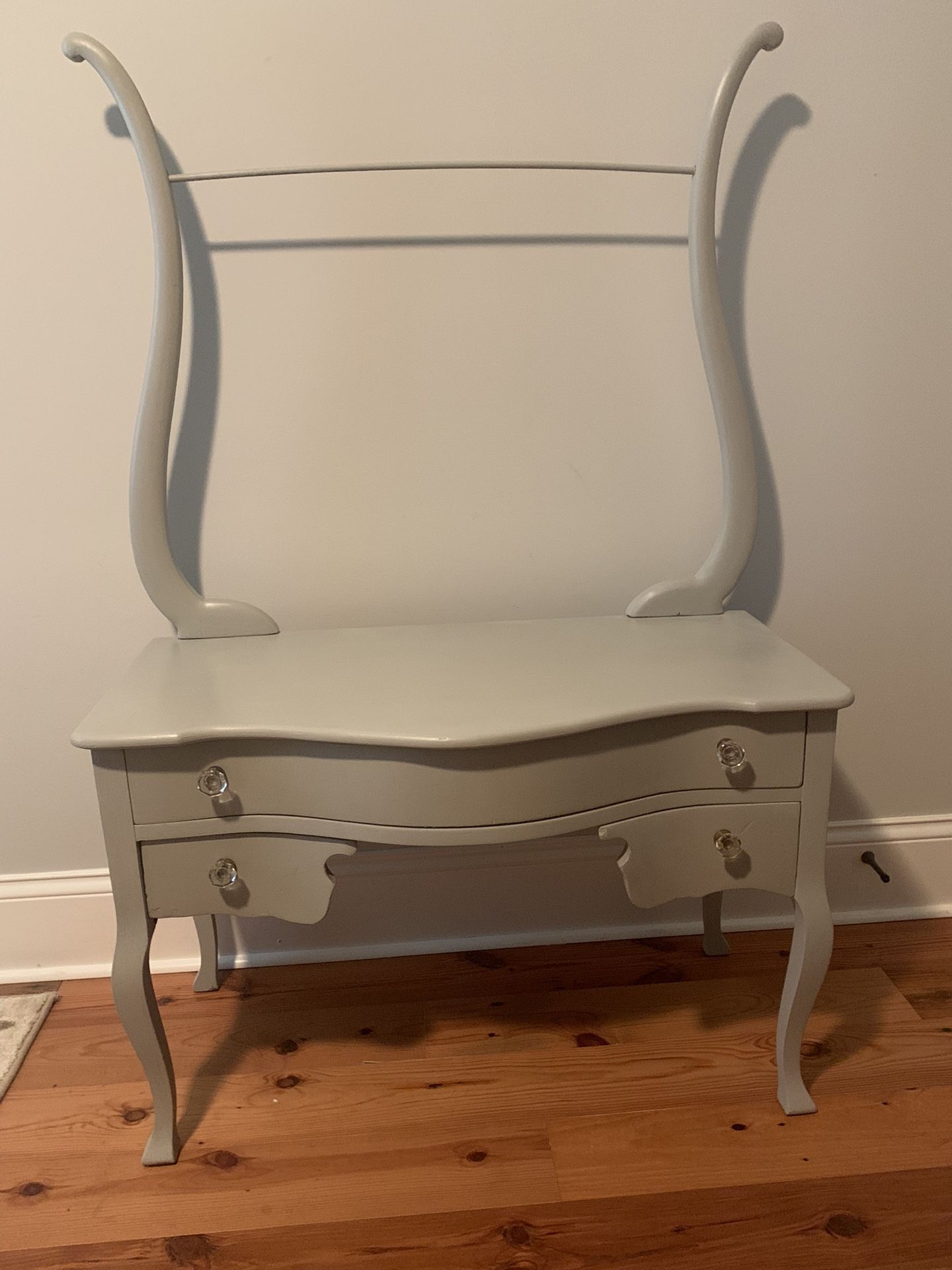 Antique Wash Stand