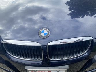 E90 BMW Stock OEM Grille