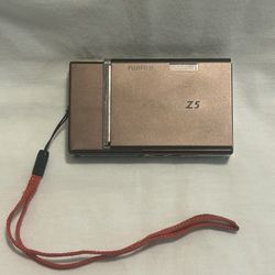 FUJIFILM FinePix Z5fd 6.3MP 6.2x Compact Digital Camera Silver BrownTested Works