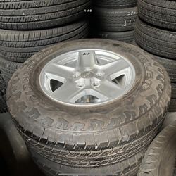 4 2022 Jeep Gladiator Wheels Bridgestone Tires 245/75/17