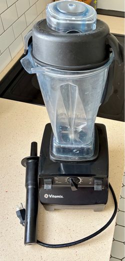 Vitamix Blender with Tamper and Lid