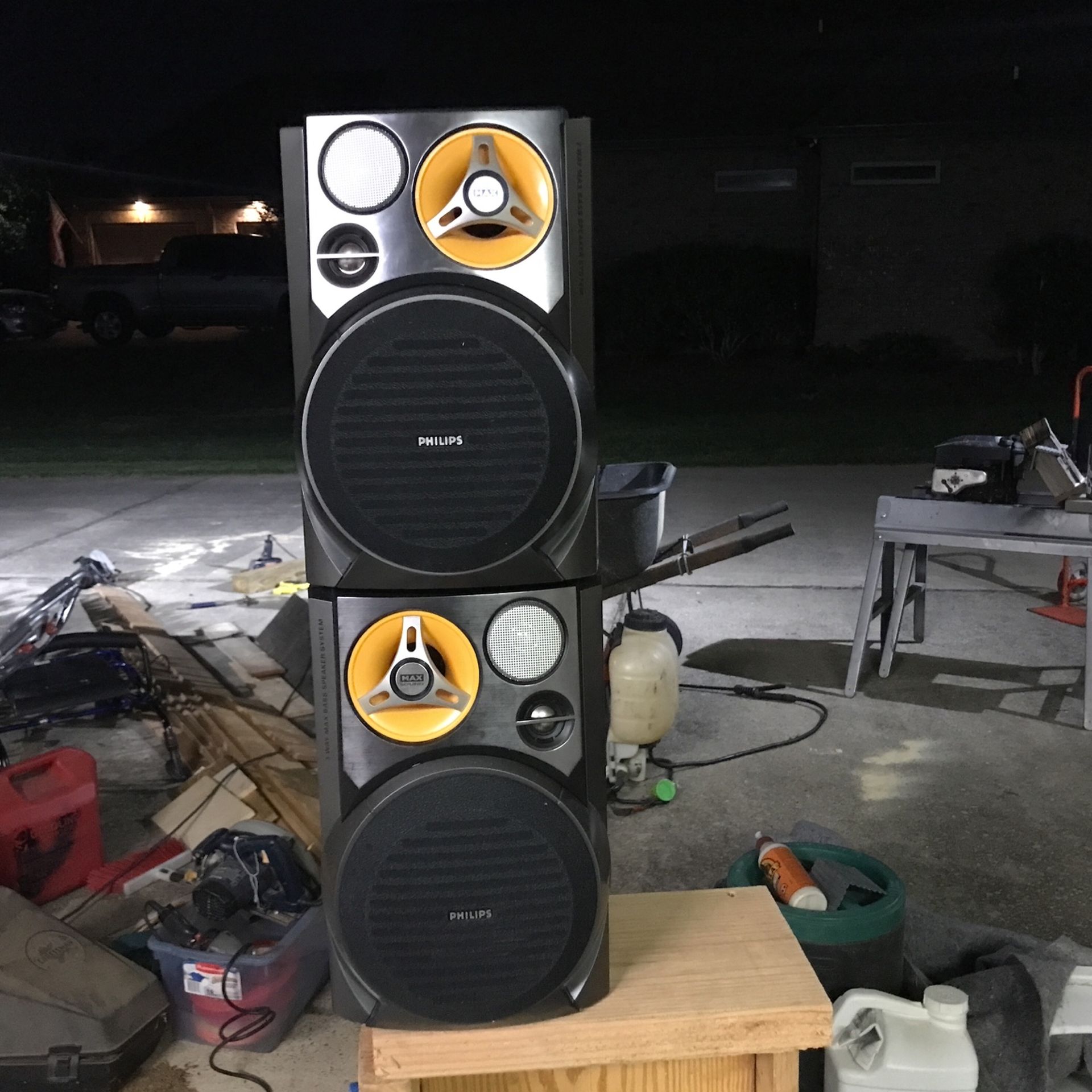 Phillips Speakers