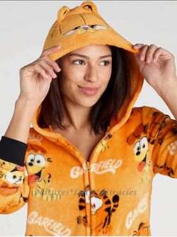 Garfield pajama full jump suit sleepware