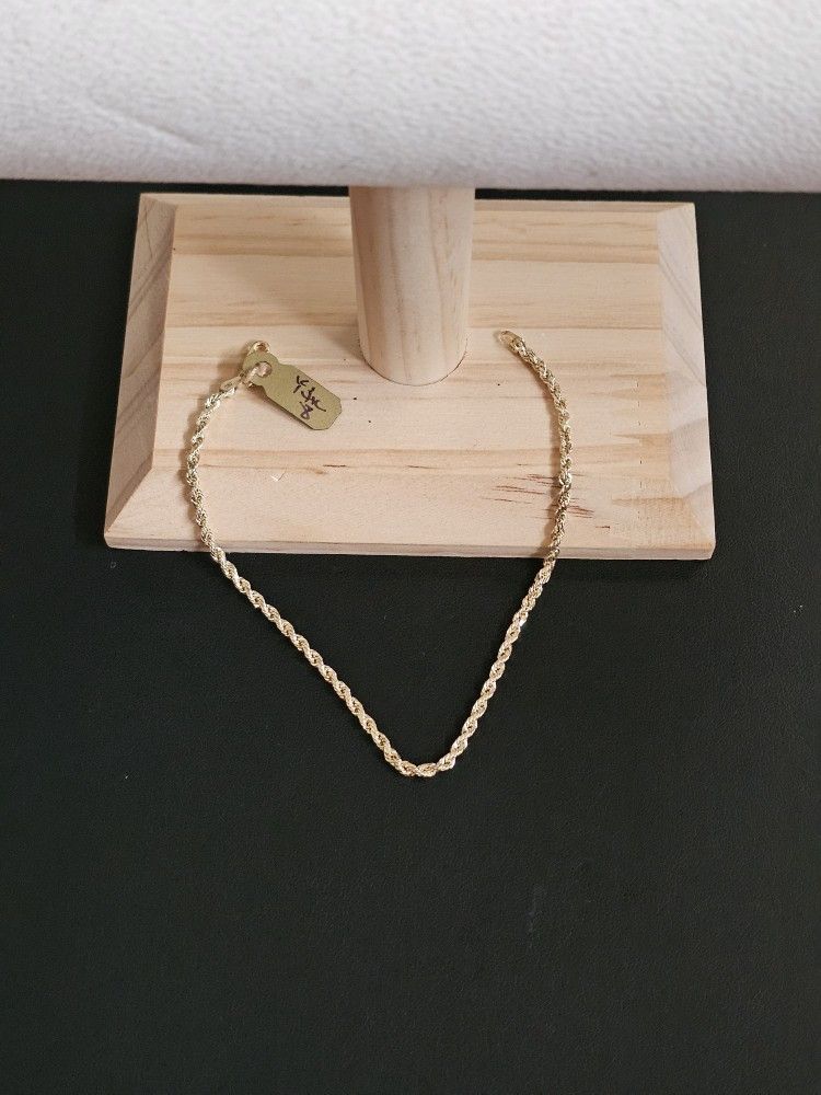 14k Gold Bracelet 8 Inch