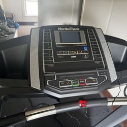 T6.5S NordicTrack Treadmill
