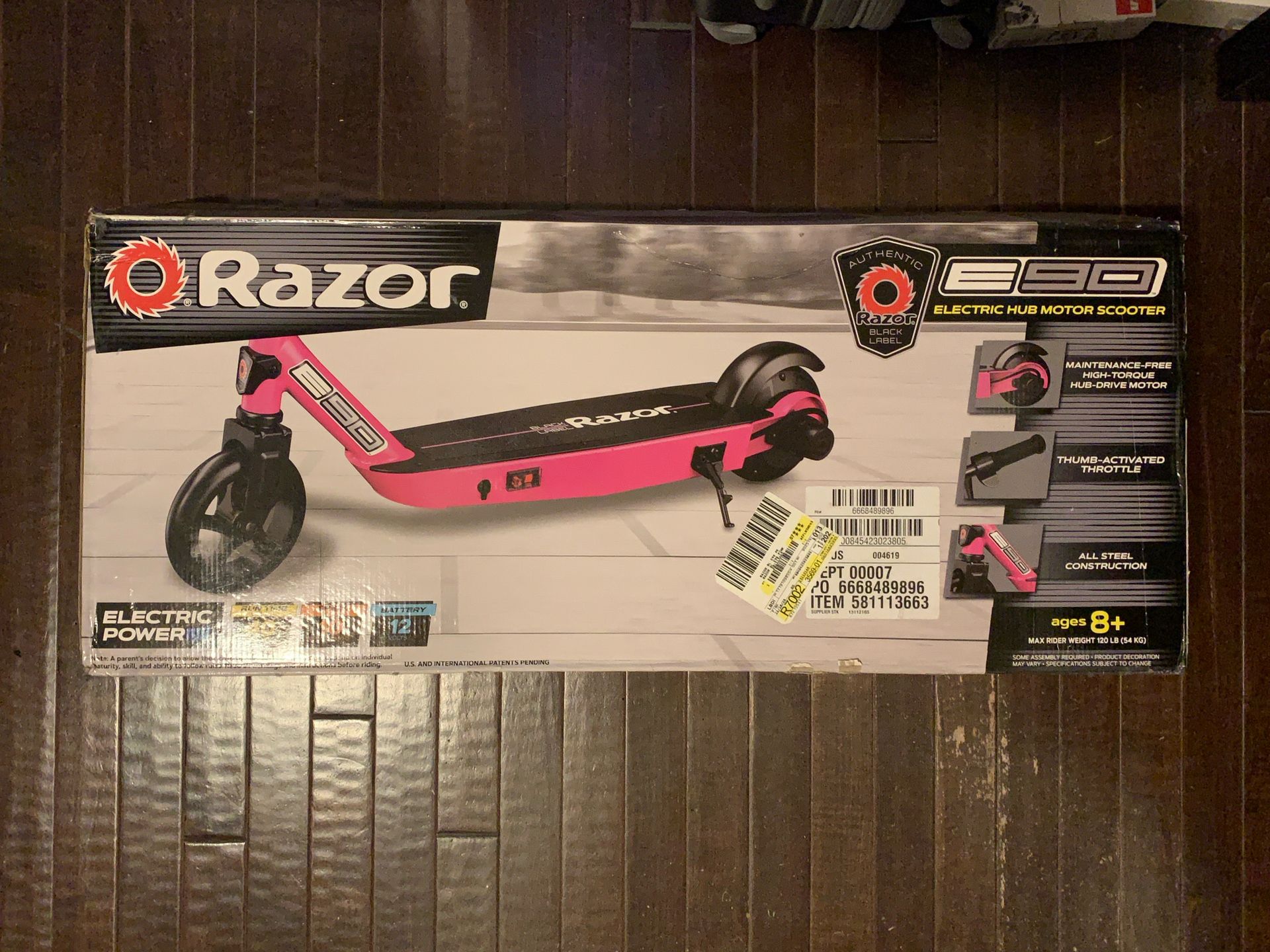 Brand New Razor E90 Scooter