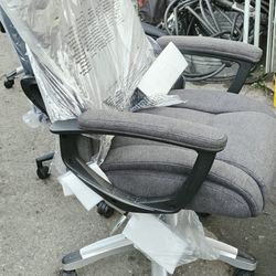 Brand new Office Chair Manager's Office Gray Cloth