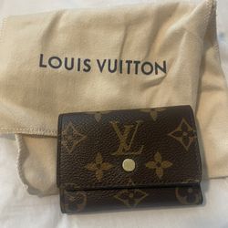Louis Vuitton Micro Wallet