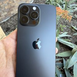 iPhone 15 Pro Max Unlocked