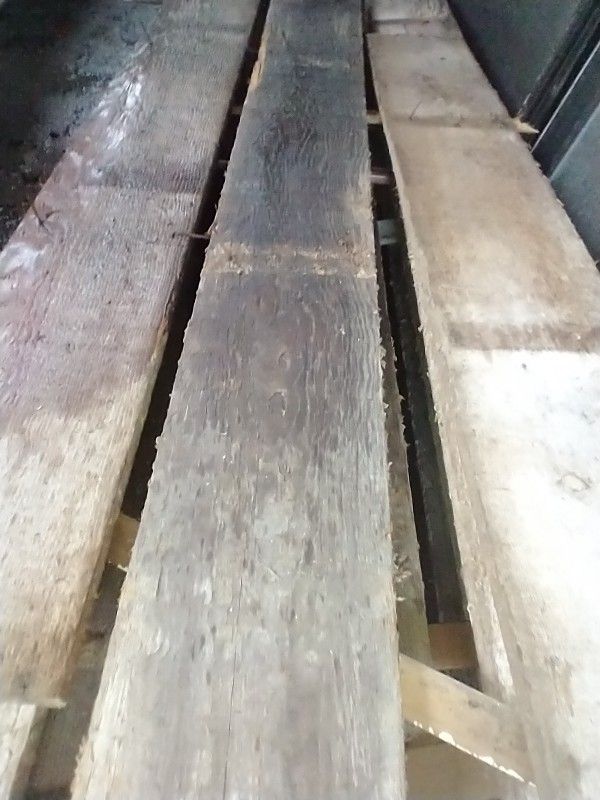 1x12 & 1x8 Rough Sawn Reclaimed From 100 Year Old Barn