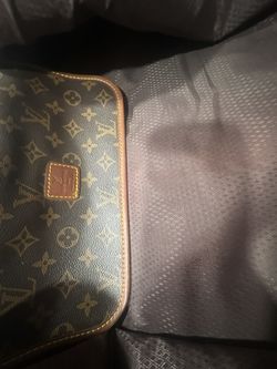 Vintage Louis Vuitton Garment Carrier