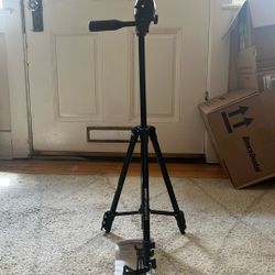Sunpak Compact 50 Tripod With IPhone Clamp