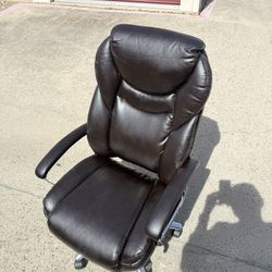 Serra Leather Office Chair, New
