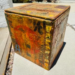 VTG Rustic Decoration Storage Wood Box 11”x12” Collage (Silver Lake)