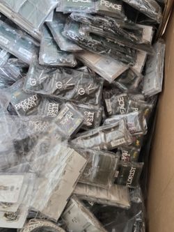 Pallet of Brooches Austrian Crystal Y2k Deadstock Wholesale Liquidation Reseller  Lot