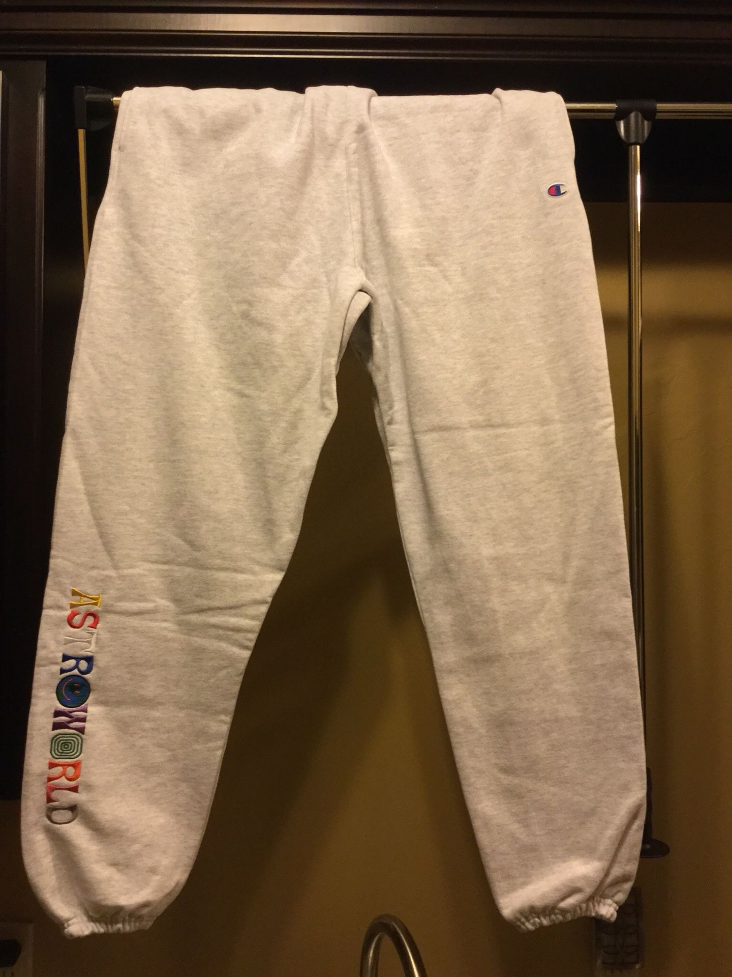 travis scott joggers
