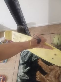 Skateboard $10