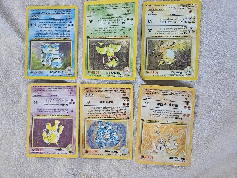 Pokemon Cards Lot