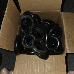 500lbs Vinal Covered Hooks 