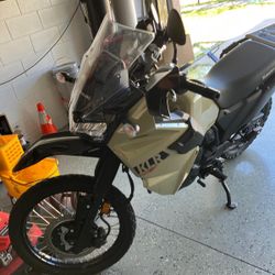 2022 KLR 650 
