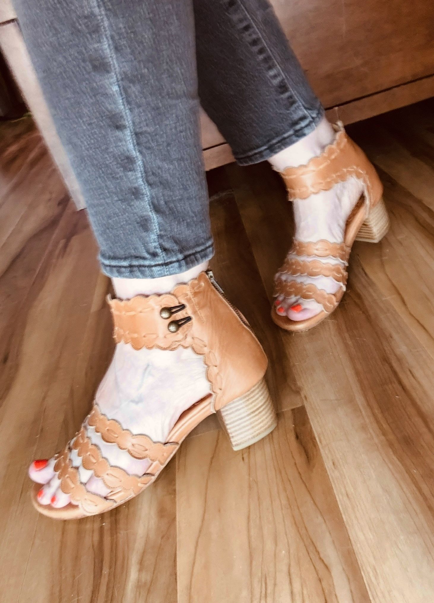Women’s sandals 6.5