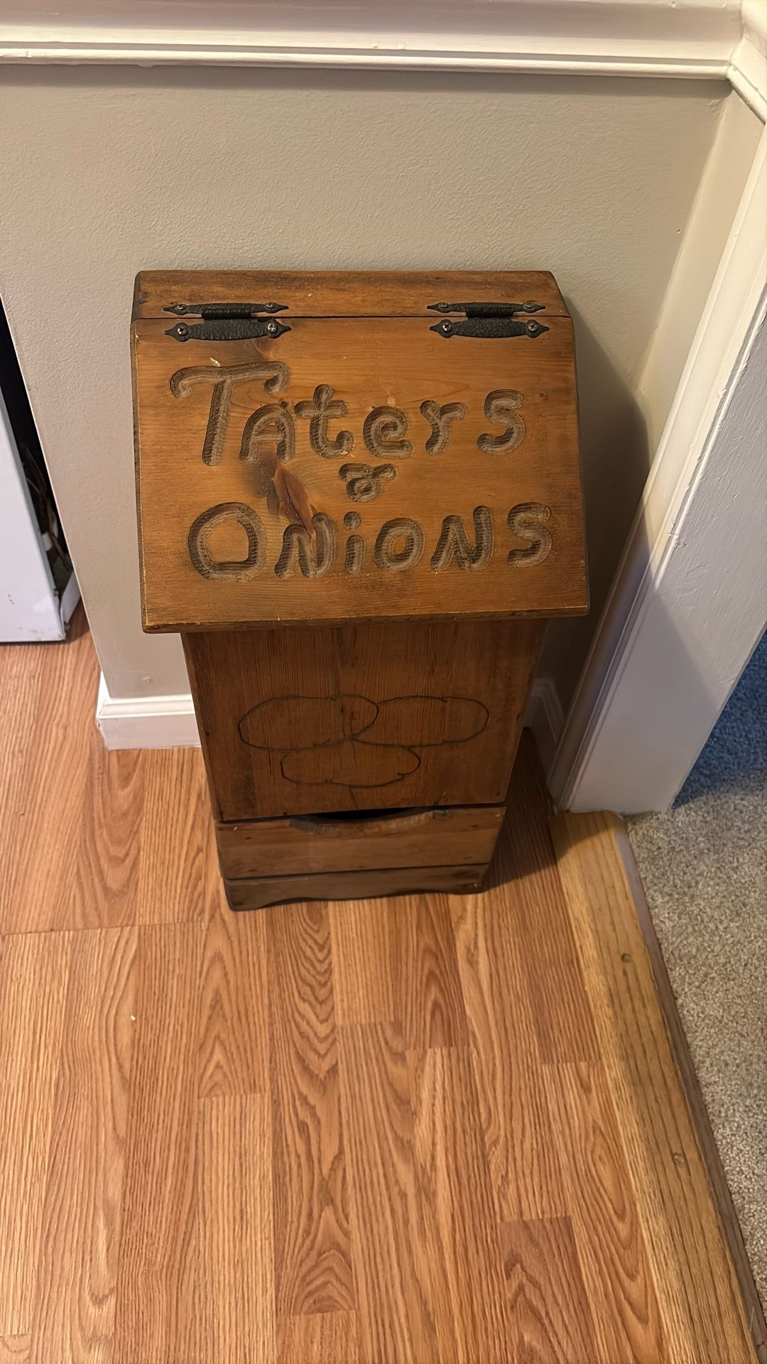 Taters&Onions wood bin