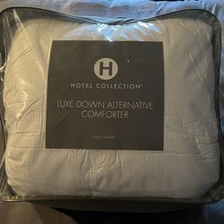 Luxe Down Alternative  Comforter, Full/Queen