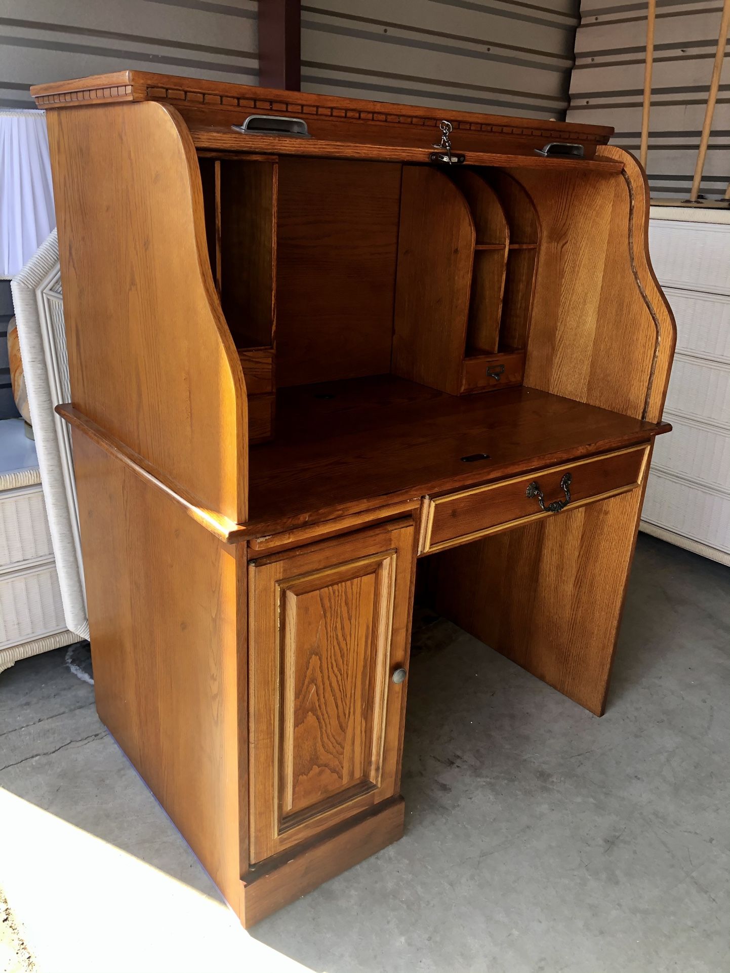 Ashley Furniture Roll Top Desk for Sale in Brandon, FL OfferUp