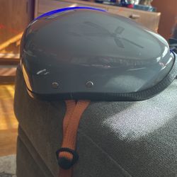 Helmet .   Motorcycle, Skateboard, Bike , Scooter.