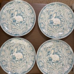 Graphic Bunny Plate Set Collectible
