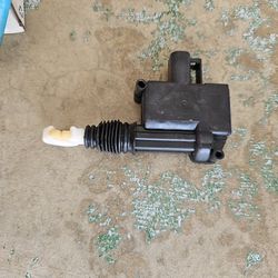 Sliding Door Lock Actuator. In Carson