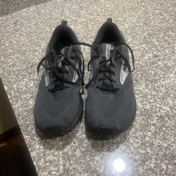 Brooks Revel 4 Dark Gray and Black