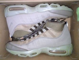 Nike Air Max 95 Sneakerboot Medium Olive Khaki 806809-200 Men's Size 11 Rare
