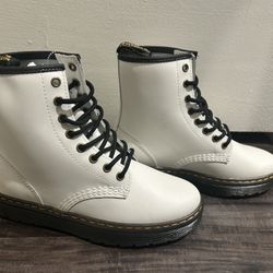 DOC MARTENS