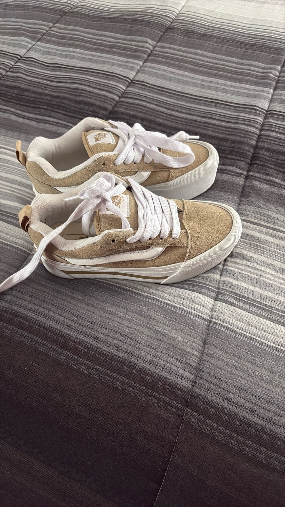 Vans women platform size 7