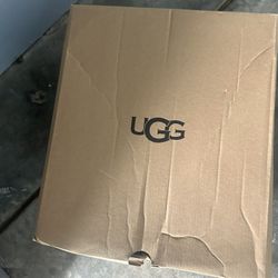 UGG BOOTS
