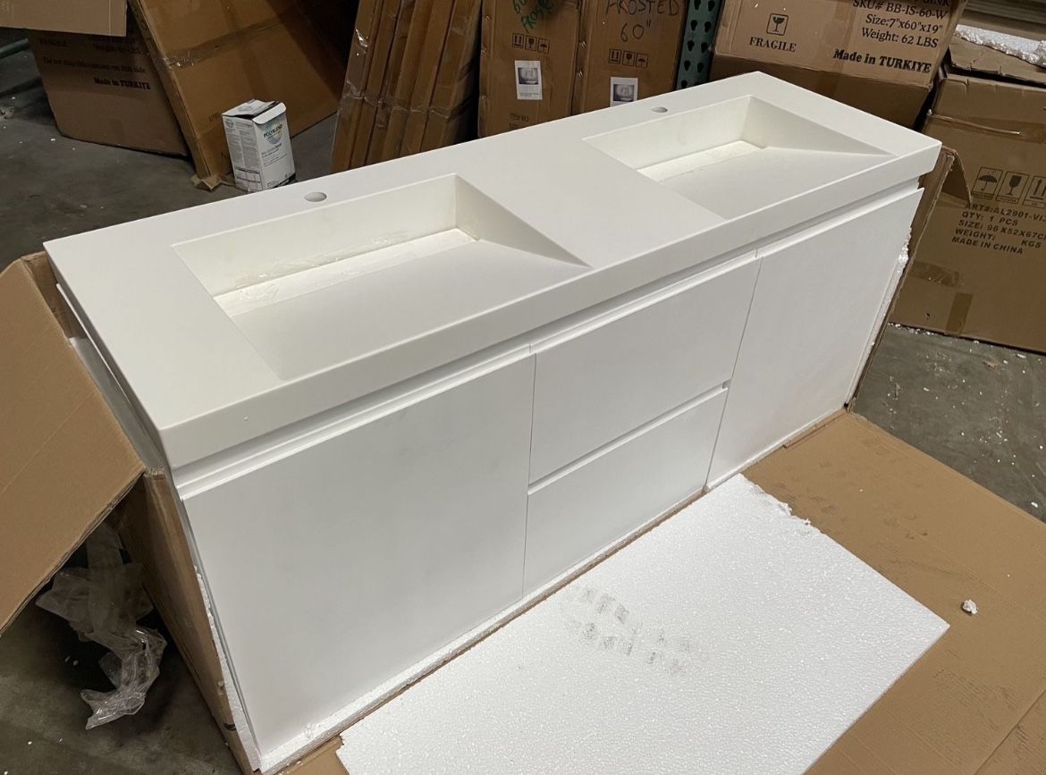 60inch Double Sink White Color Bathroom Vanity With Quartz Top Included 